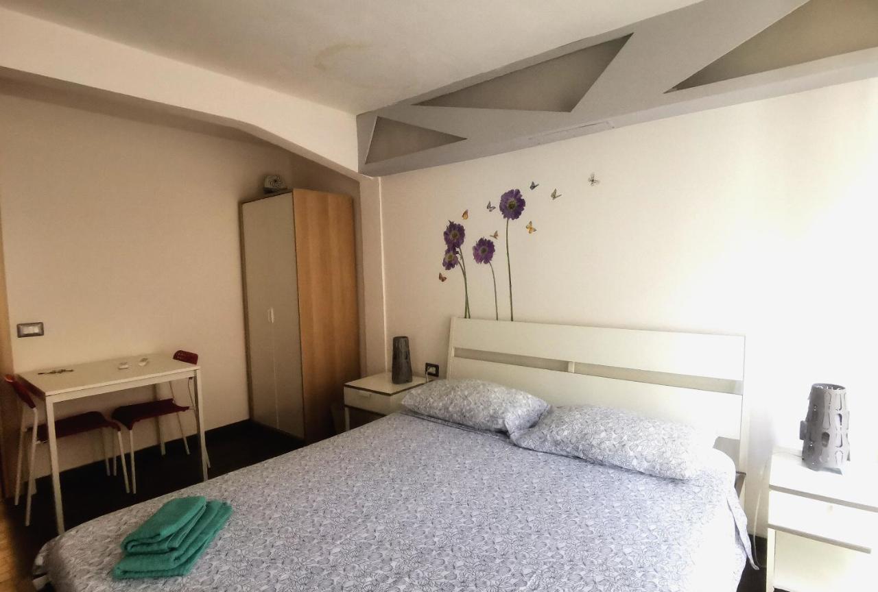 Hotel Gday Palermo Esterno foto